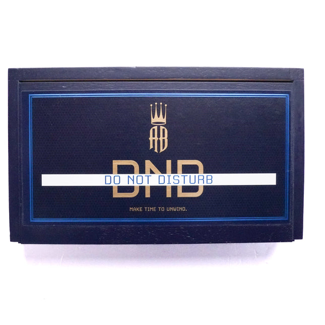 Alec Bradley Do Not Disturb Robusto (5 × 50) Single