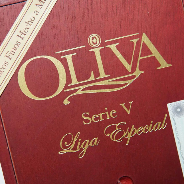 Oliva Serie V Close Cigar