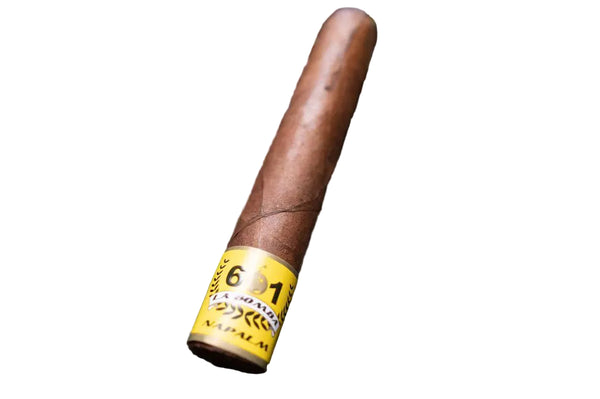 Espinosa 601 La Bomba – Privada Cigar Club