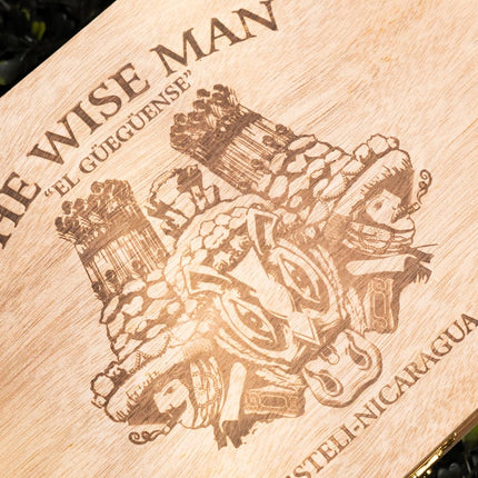 Foundation The Wise Man Maduro (Old Version, Discontinued)