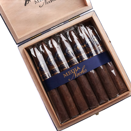 Montecristo Media Noche No. 2 Torpedo