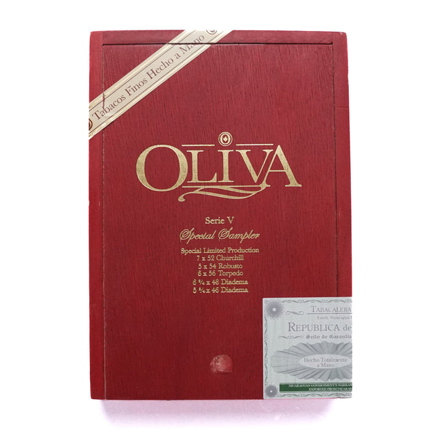 Oliva Serie V Sampler Box