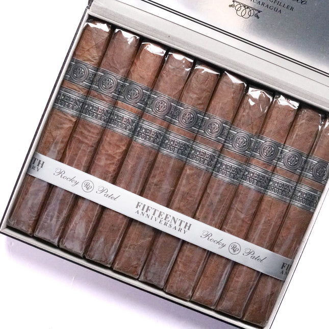 Rocky Patel 15th Anniversary Toro Single