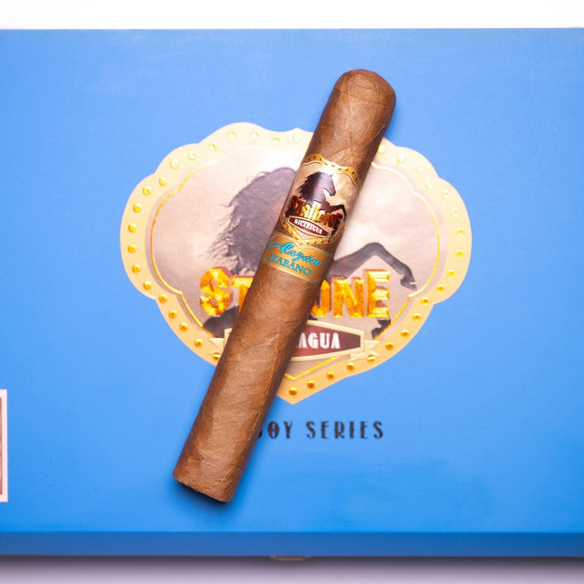 Stallone 10 Year Aged: Alazan Habano