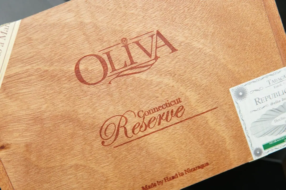 Oliva Cigar Box
