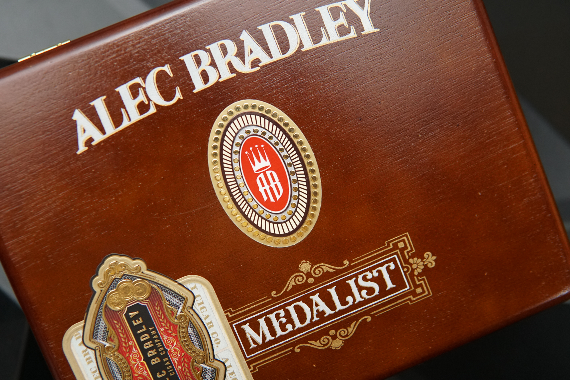 Alge Bradley Coyol Cigar Box