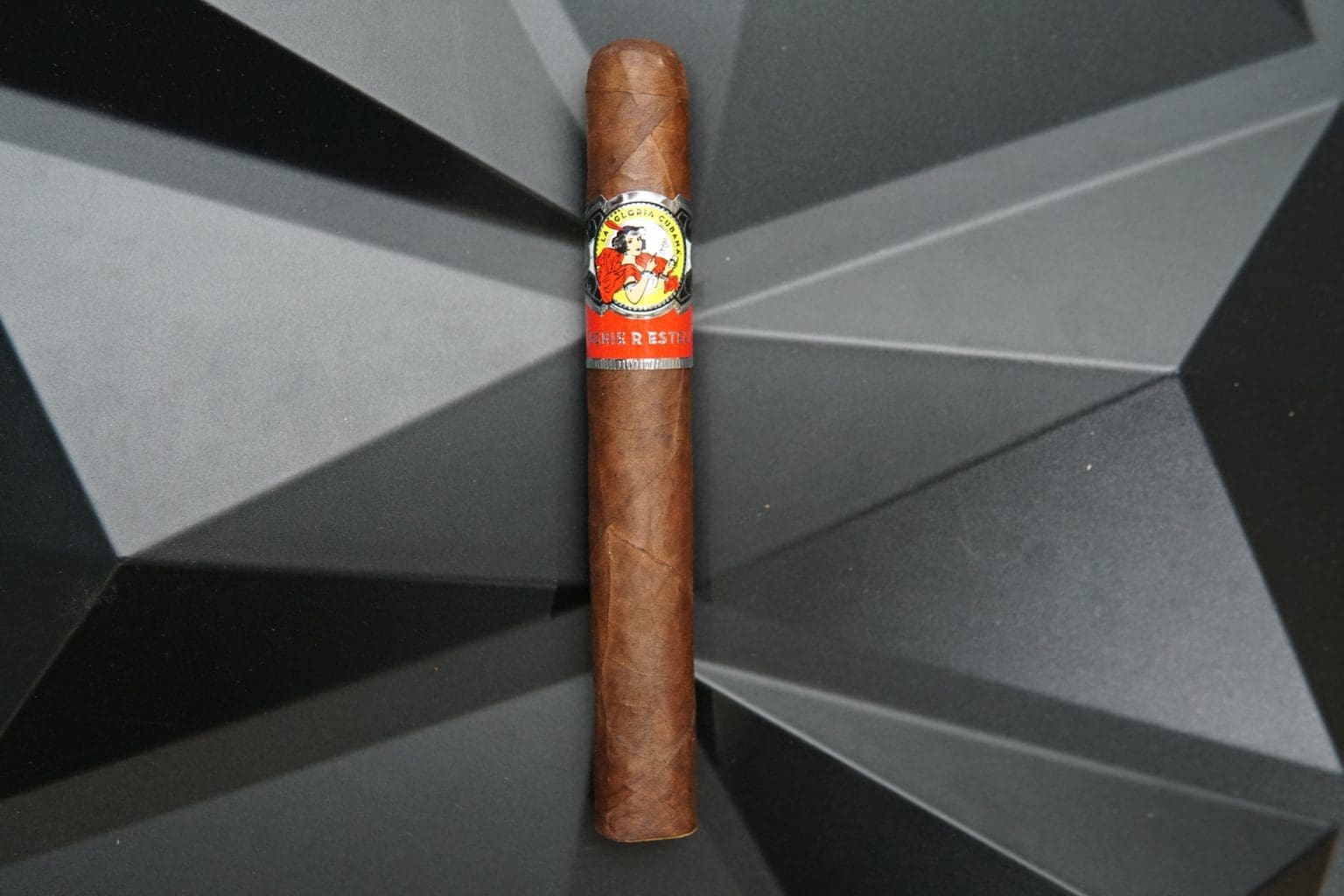 La Gloria Cubana Serie R Esteli Cigar For Sale
