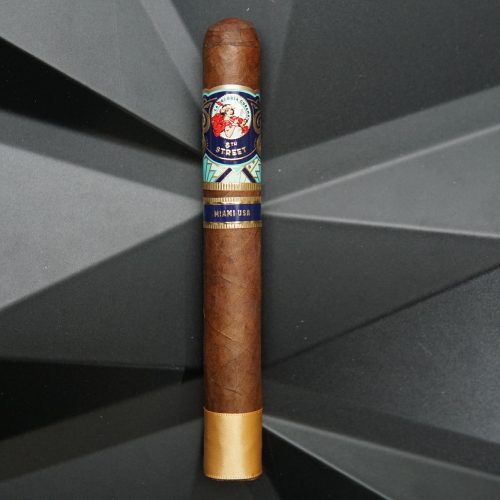 La Gloria Cubana 8th Street Cigar