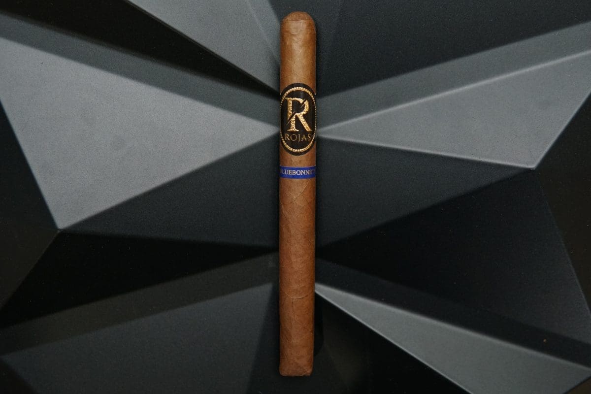 Rojas Bluebonnets Corona Gorda Cigar