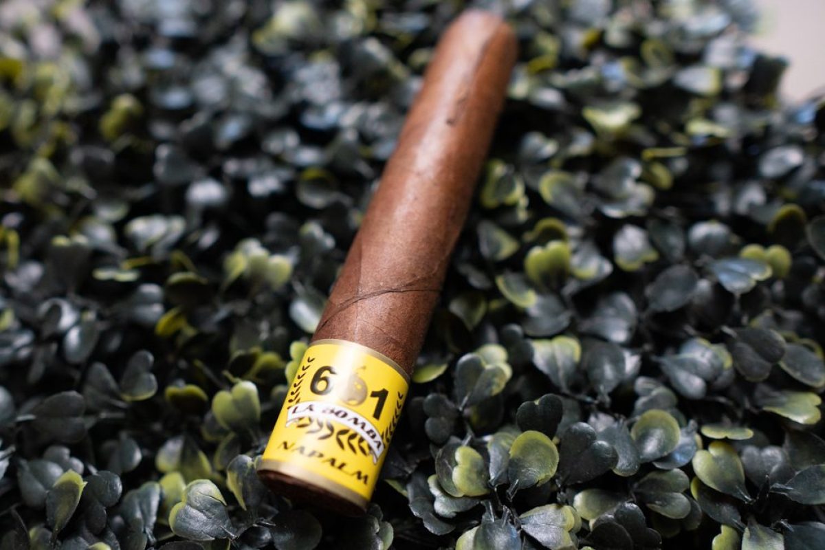 601 La Bomba Atom Cigar For Sale