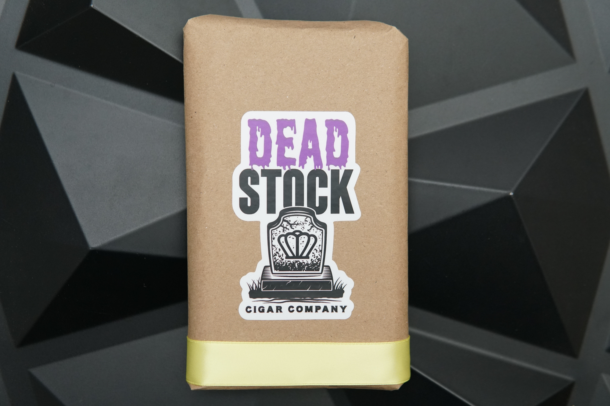 Dead And Stock Yellow Cigars Box